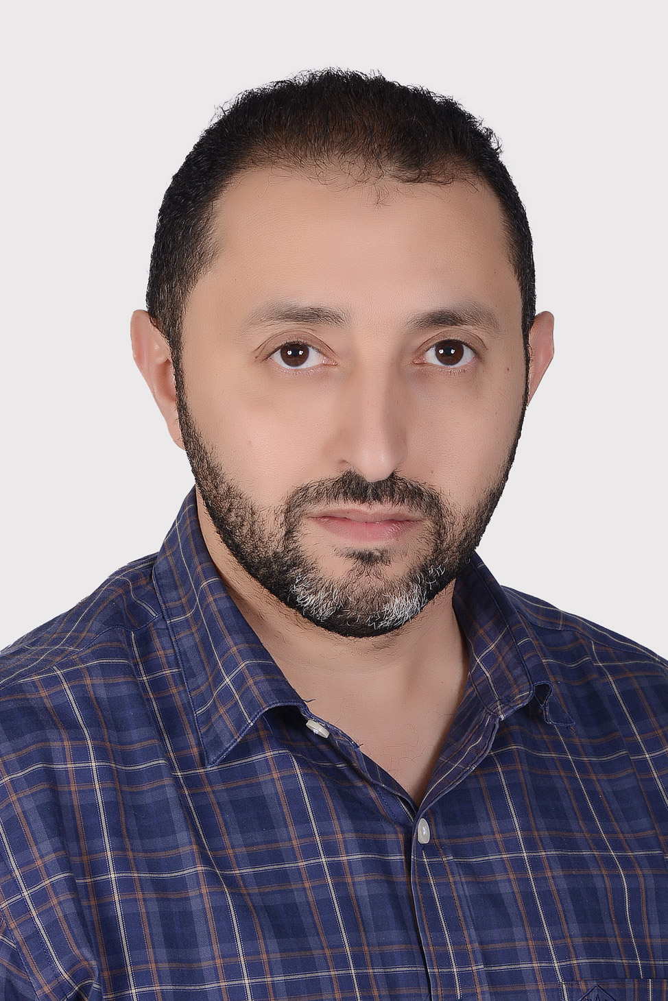 عــــــــلي حـــســـــــــــــــــين صـــــــــــــادق