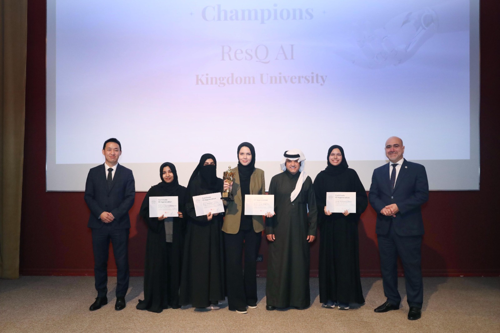 Bahrain’s Next Generation of Tech Pioneers Crowned at Huawei AI Innovation Challenge 2025–2026