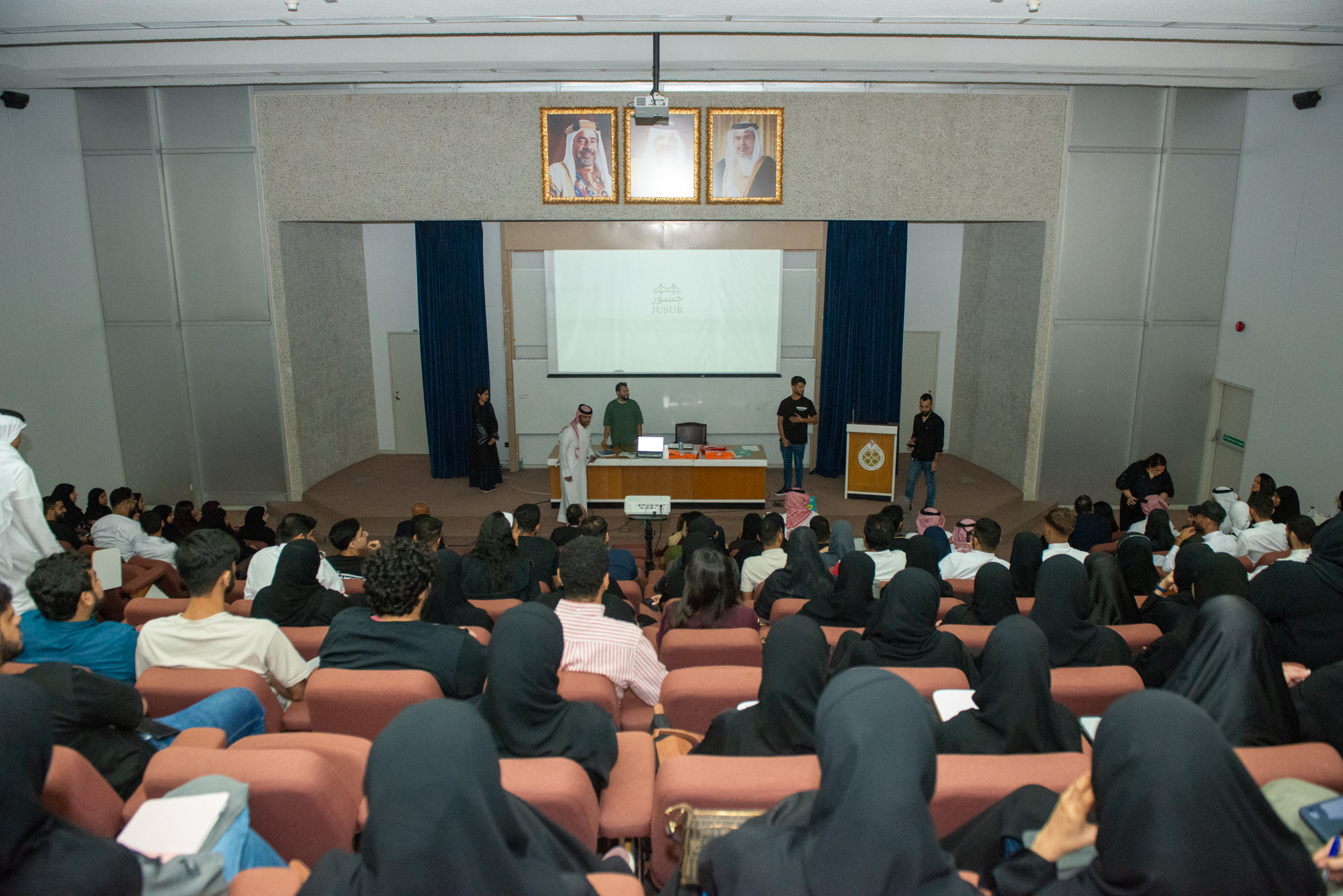 جامعة البحرين تنظم ورشة تفاعلية بالتعاون مع «إنجاز البحرين»