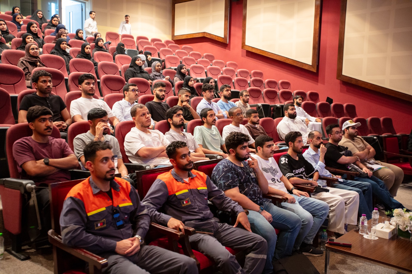 Lecture Prepares Students for Practical Training and Enhances Career Readiness in Collaboration with INJAZ Bahrain