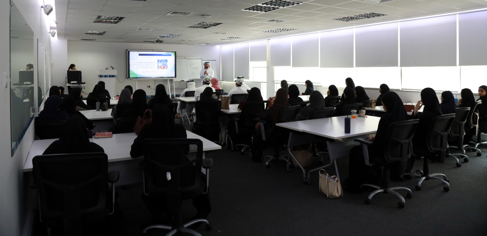 University of Bahrain Holds Interactive Workshop on “Future Leaders and the Law”
