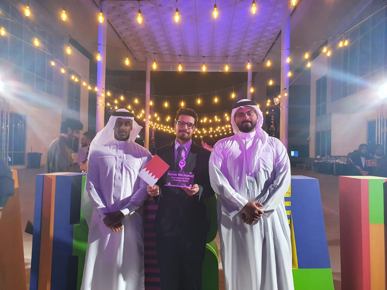 من بين أكثر من 8000 عمل متنافس من 127 دولة.. طلبة جامعة البحرين يحصدون جائزتين في العمارة.. بمسابقة ناصر بن حمد العالمية للإبداع الشبابي