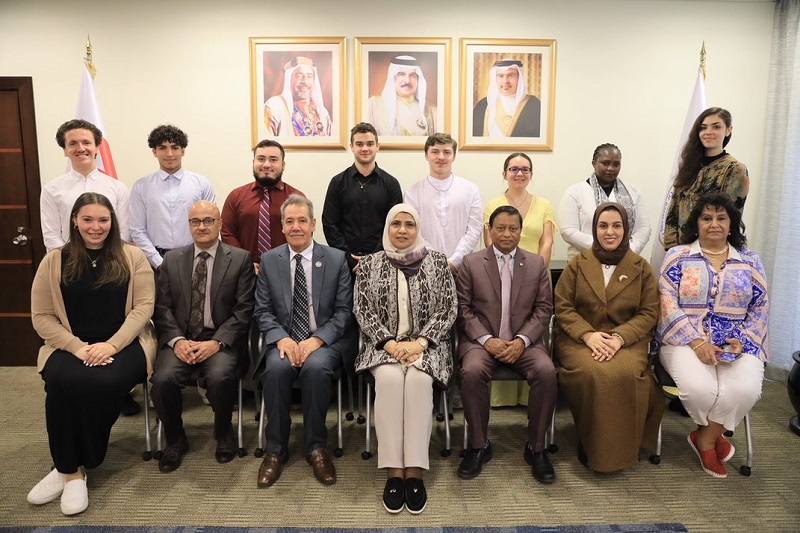 خلال استقبالها مسؤولين من جامعة بريدجووتر ستيت رئيسة جامعة البحرين: متابعة جودة المخرجات التعليمية لتحقيق التنمية الشاملة