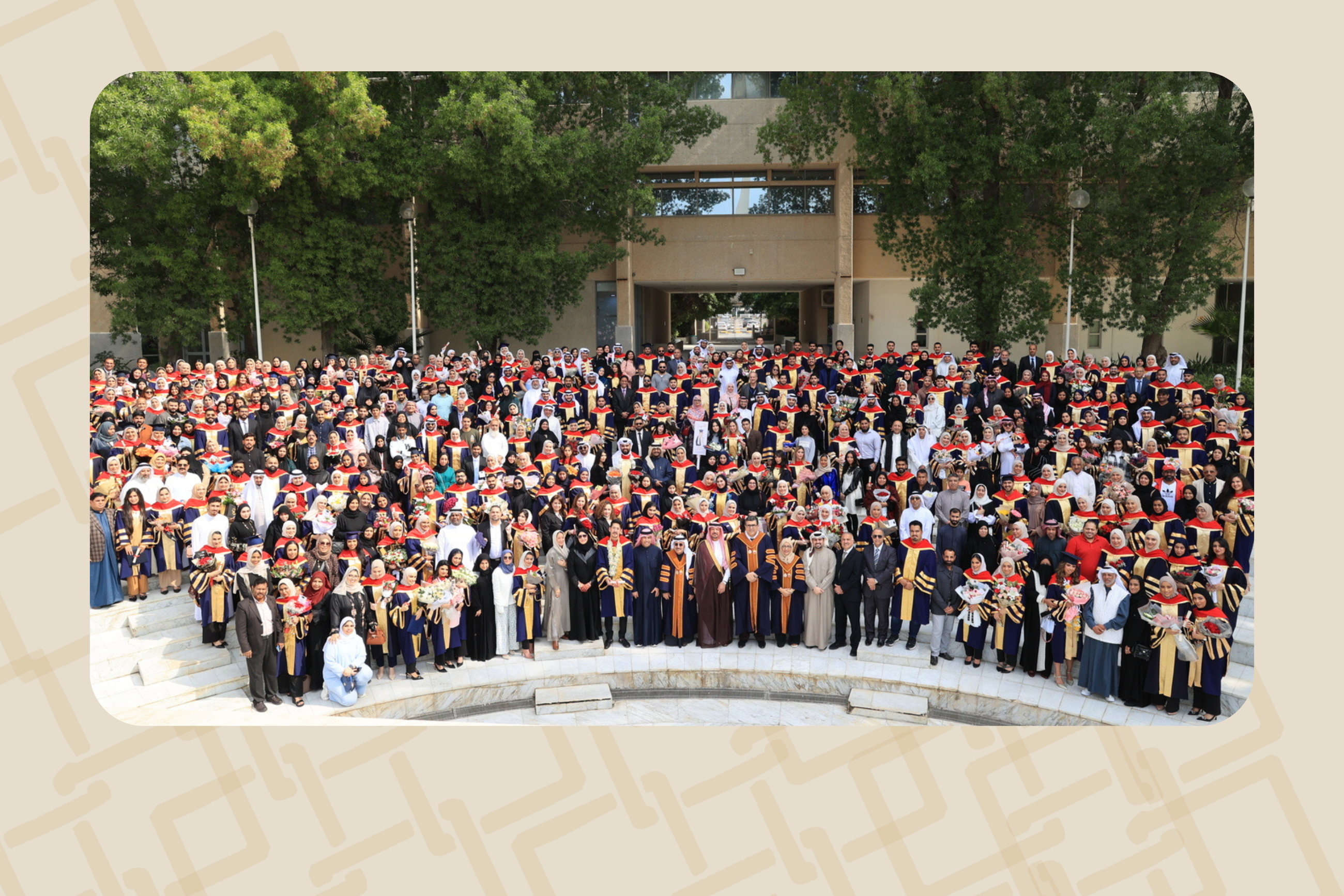 من مجموع 2517 خريجاً للكلية بحفل الفوج الرابع والعشرين “إدارة الأعمال” بجامعة البحرين تخرج 500 طالب بإدارة الأعمال والصيرفة الإسلامية