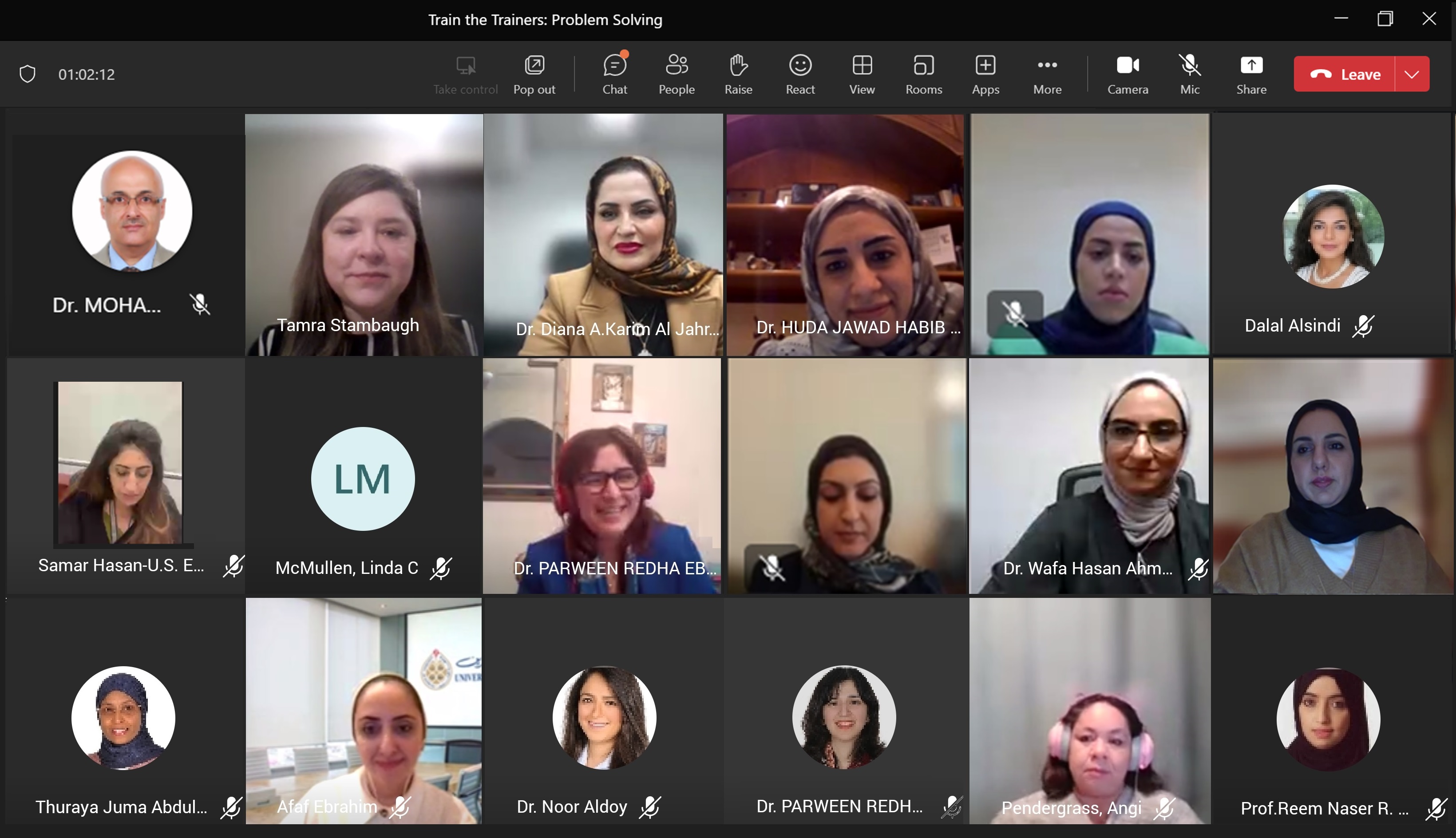ضمن برنامج المهارات الشخصية بجامعة البحرين  ستامبو تؤكد أهمية التفكير النقدي وحل المشكلات في التعليم