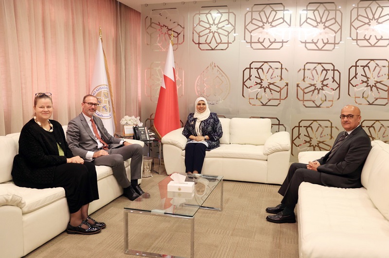 رئيسة جامعة البحرين تستقبل سفير جمهورية ألمانيا الاتحادية