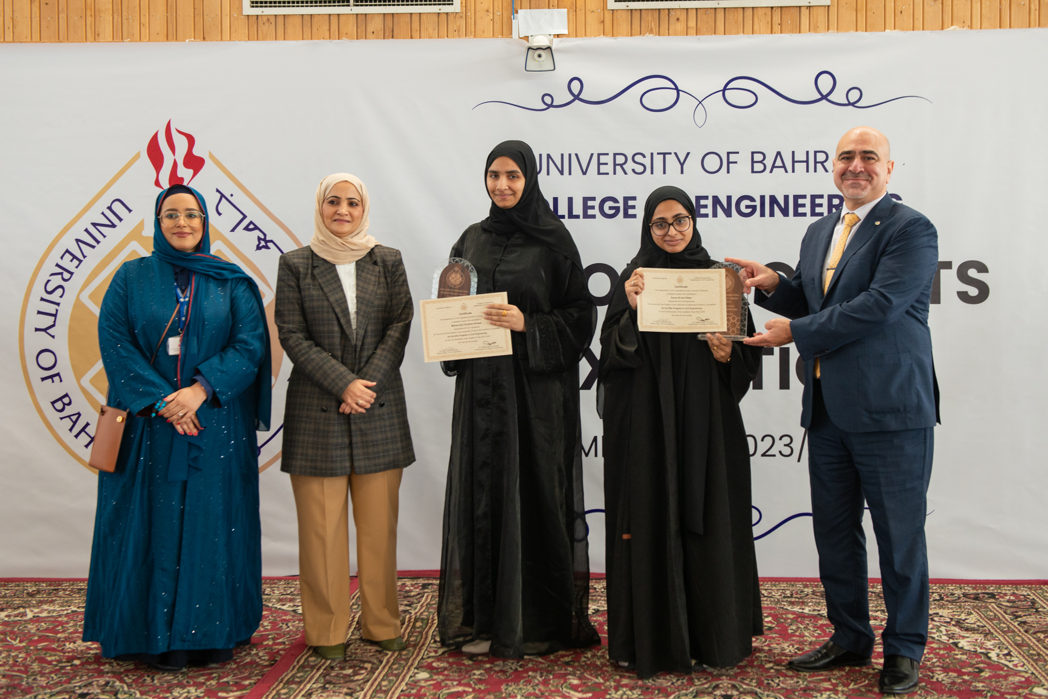 كلية الهندسة بجامعة البحرين تعرض 51 مشروعاً طلابياً بموضوعات هندسية متنوعة