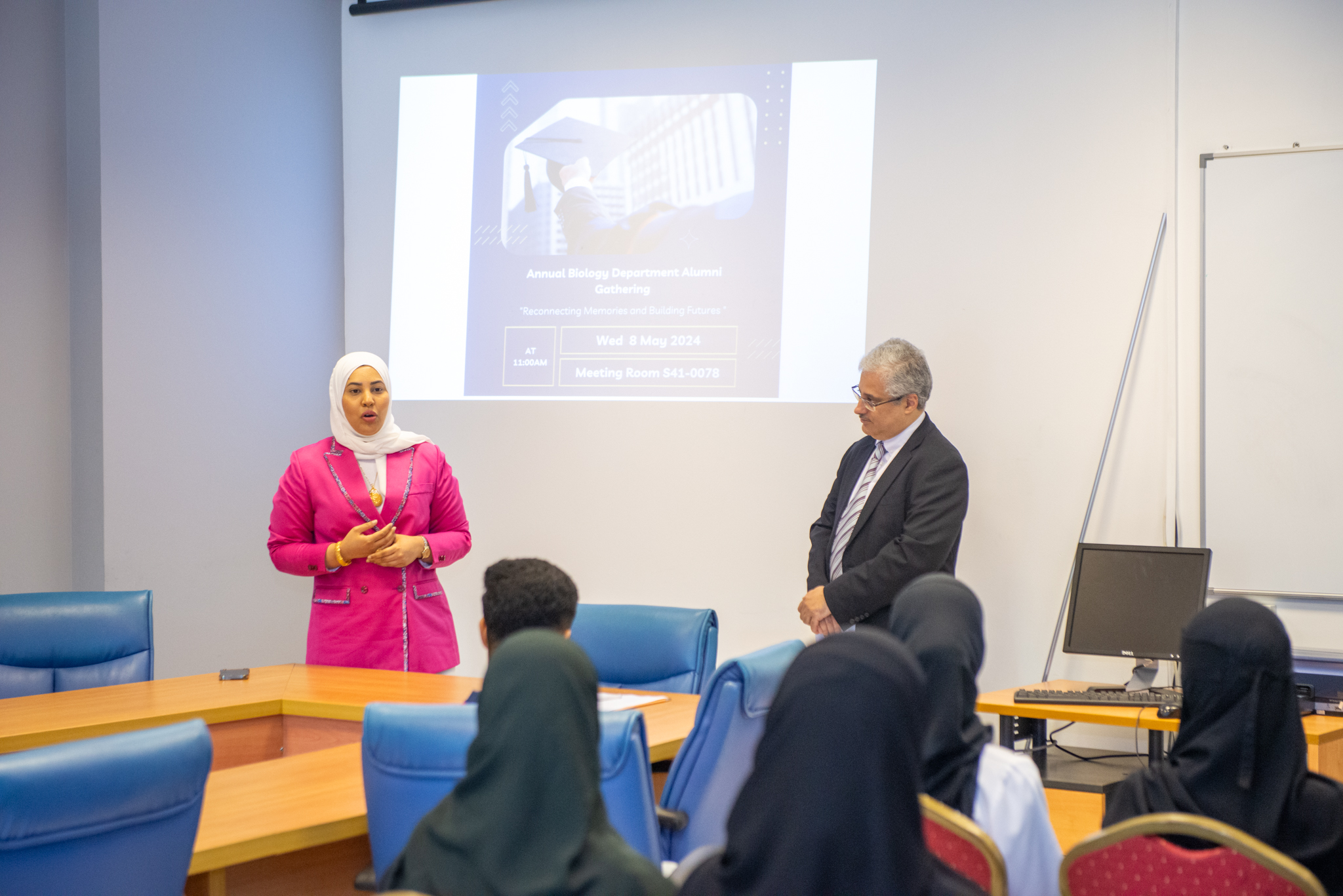 UoB Science Celebrates the First Annual Meeting of Biology Graduates