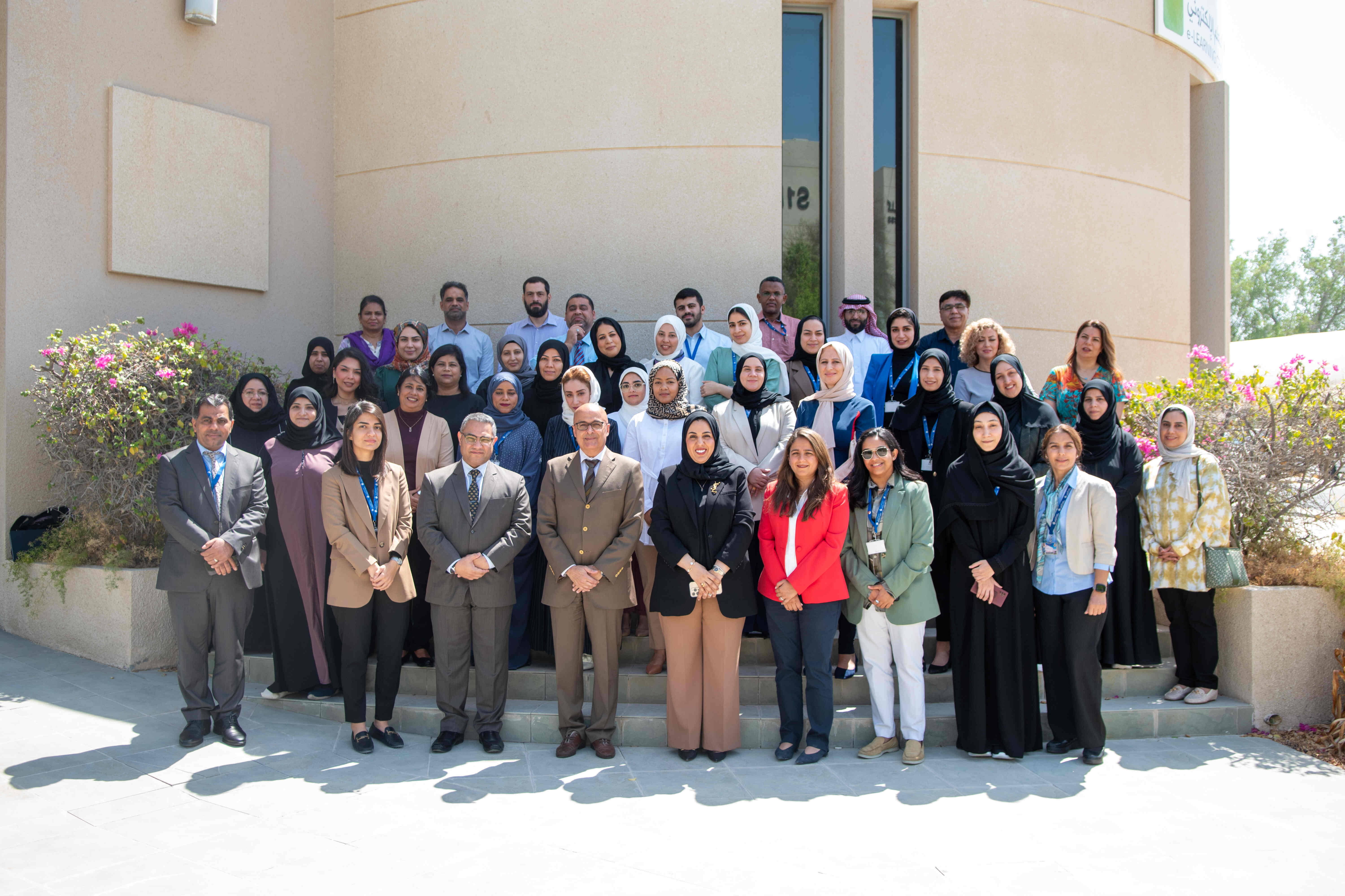 د. الريس: تطوير قدرات أعضاء هيئة التدريس بما يتوافق مع المتطلبات التعليمية  جامعة البحرين تنظم سلسلة من الورش التدريبية لتعزيز مهارات التدريس