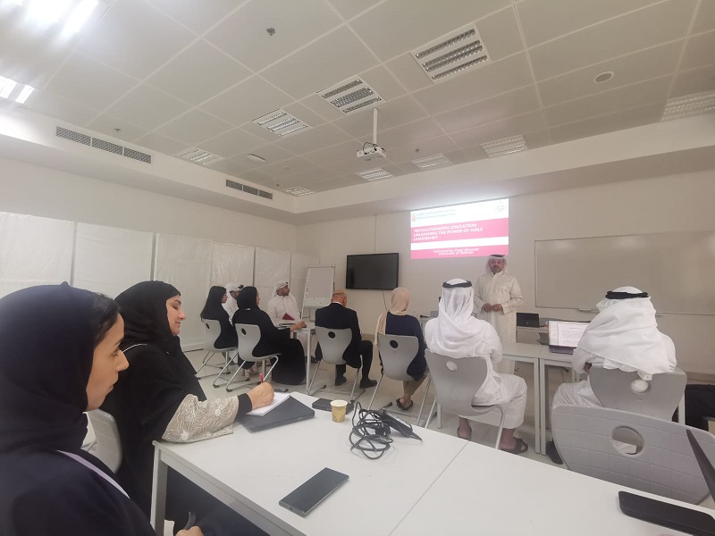 خلال محاضرة لأعضاء الإدارة العليا بمركز “ناصر للتأهيل”… د. الجودر:  “القيادة الرشيقة” تحسن من برامج التدريب المهني في المؤسسات التعليمية