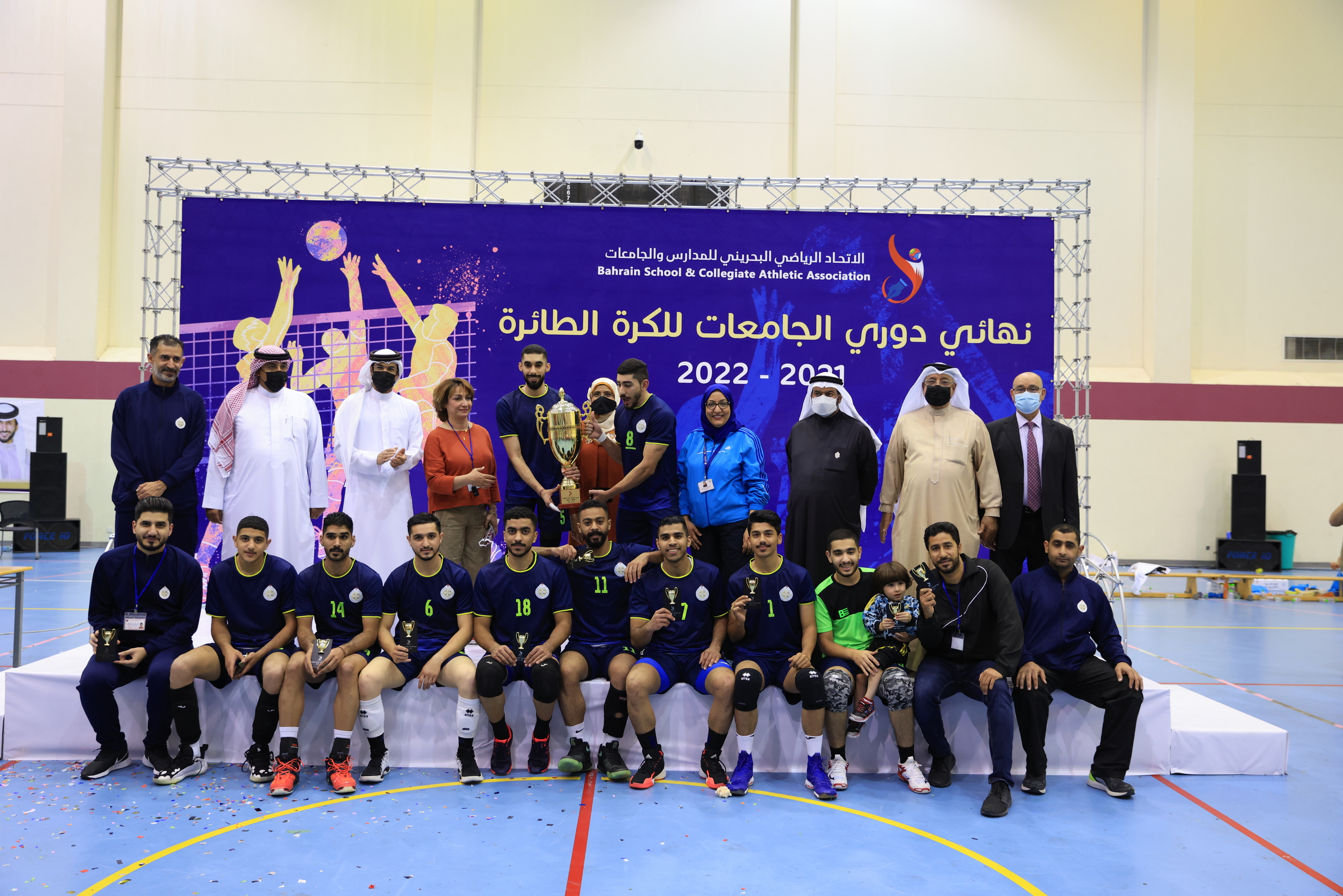 برعاية الدكتور الشيخ صقر بن سلمان وبحضور د. المضحكي.. جامعة البحرين تفوز ببطولة “الطائرة” في دوري الجامعات